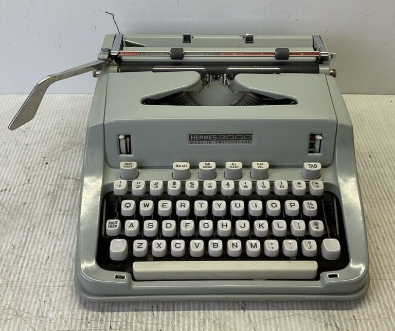 Vintage Typewriter Values and Best Antique Brands (Escape to the Past)