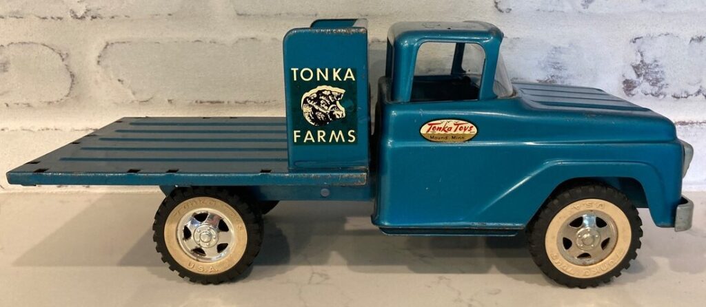 Old metal cheap tonka trucks value