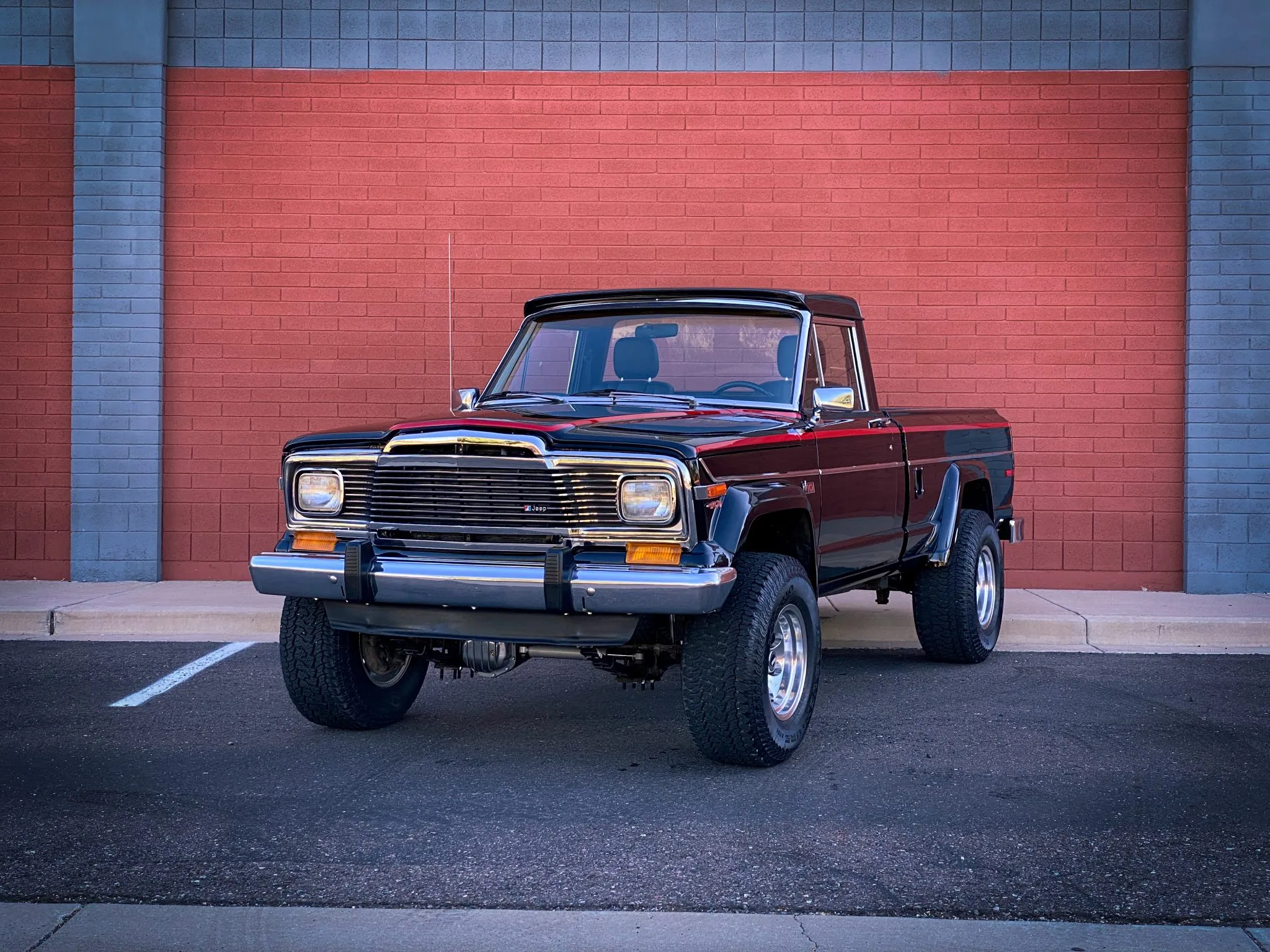 jeep comanche