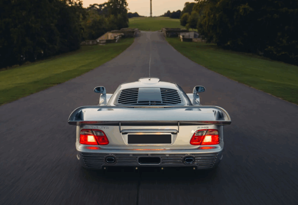 Mercedes-Benz CLK GTR Mercedes-Benz CLK GTR