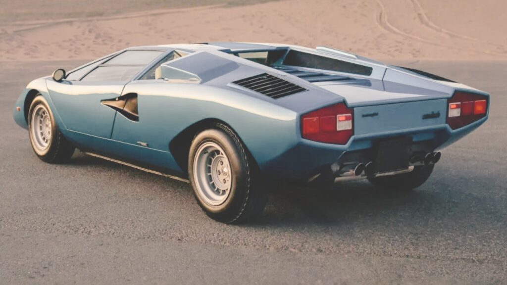 lamborghini countach